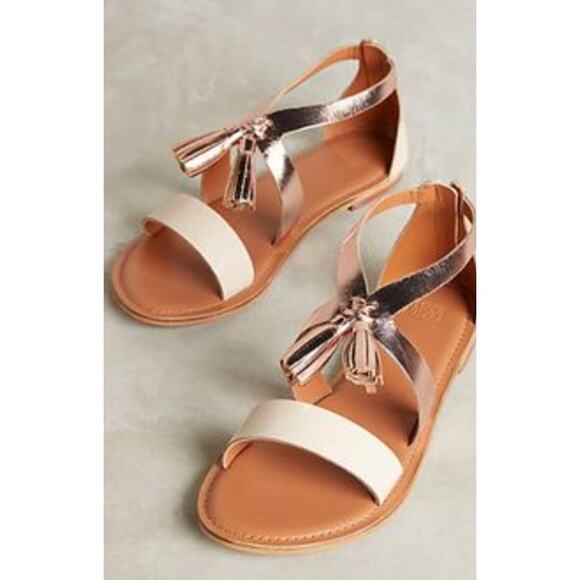 Jasper & Jeera Tassel Sandals 8 38 Gold Tan Leather Anthro Boho Travel Resort - Picture 1 of 7